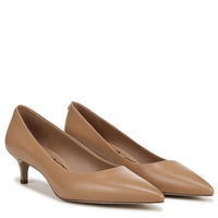 Dori Kitten Pump