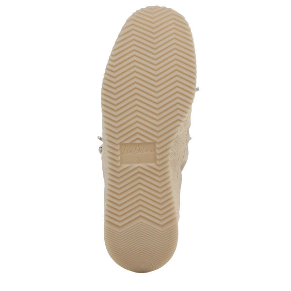 Evara Lace Up Sneaker